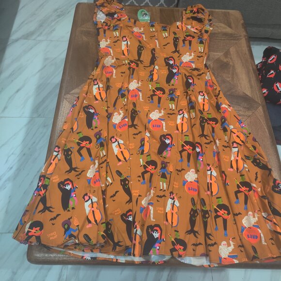 Unique Vintage Collectif monster print dress size 20 UK New (fits 16-18) - Picture 4 of 4